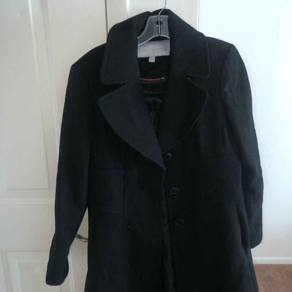 Jessica Simpson has pea coat